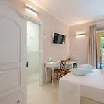 La Rosa Dei Venti Guest house Villasimius