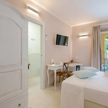 La Rosa Dei Venti Guest house Villasimius