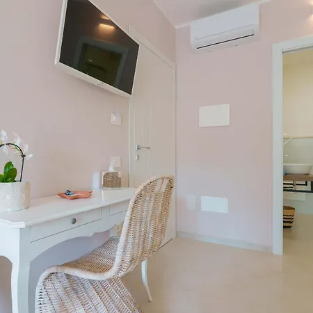 La Rosa Dei Venti Guest house Villasimius